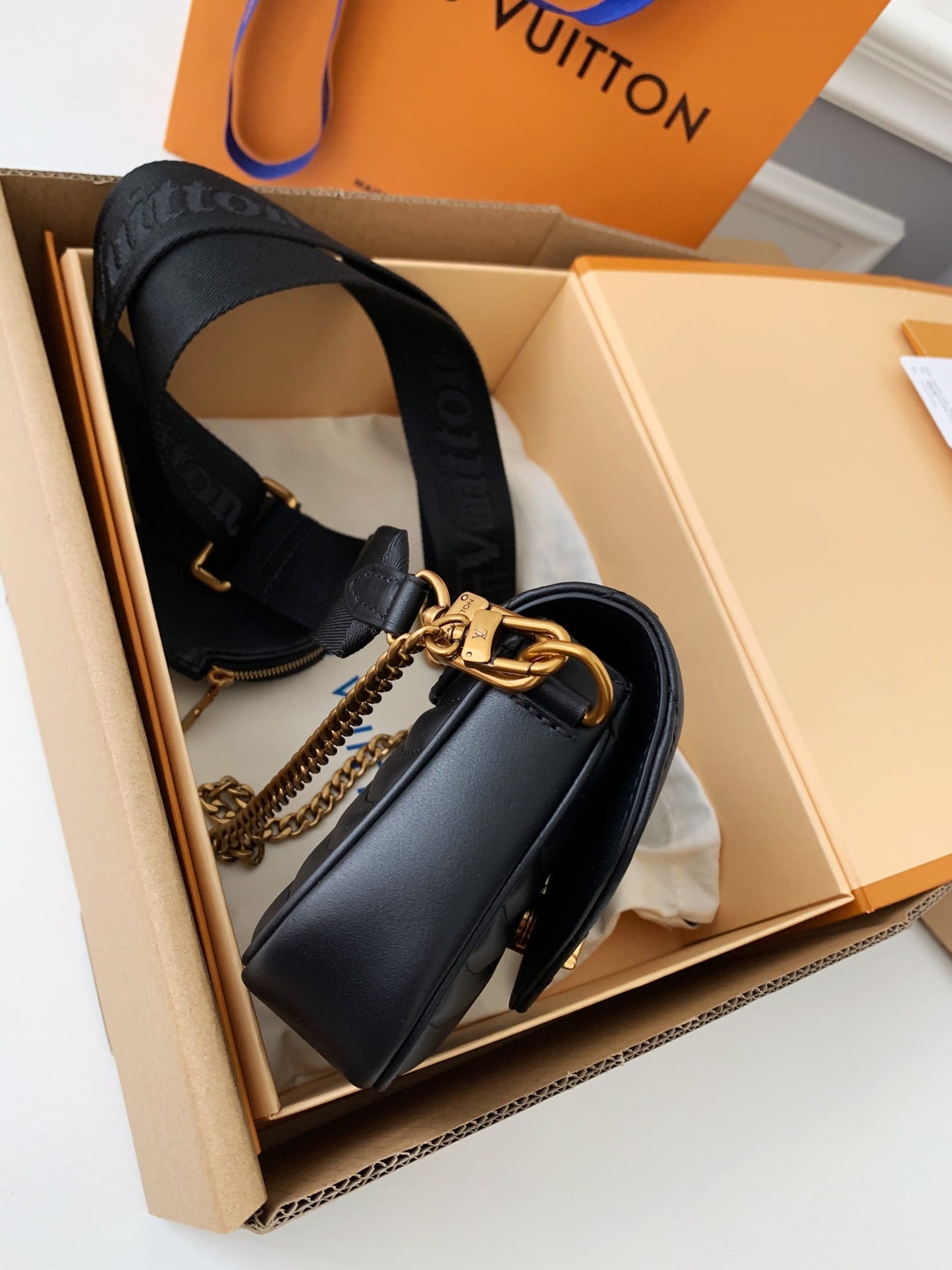 Luxury NEW WAVE MULTI-POCHETTE Handbag