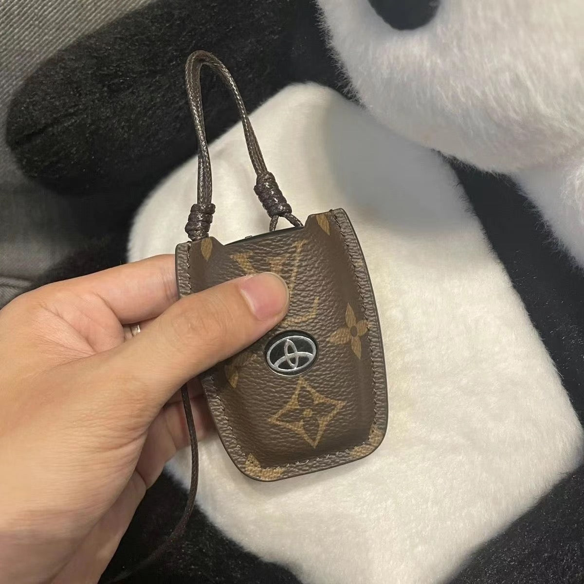 Funda de cuero de lujo para llave inteligente: diseñada para Audi, BMW, Benz y VW 🚗✨