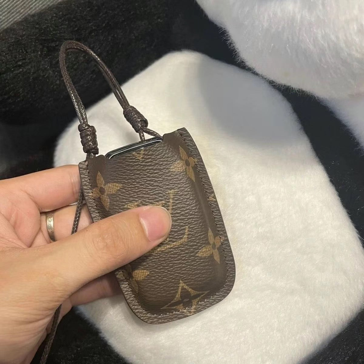 Funda de cuero de lujo para llave inteligente: diseñada para Audi, BMW, Benz y VW 🚗✨