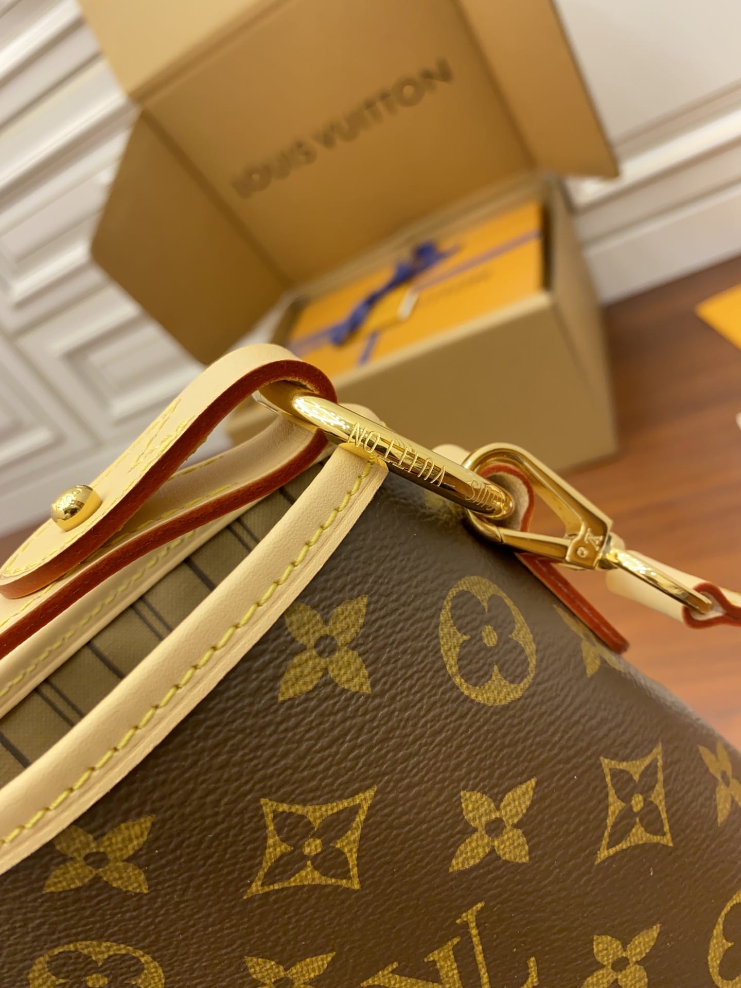 Luxury Graceful Leather Bag