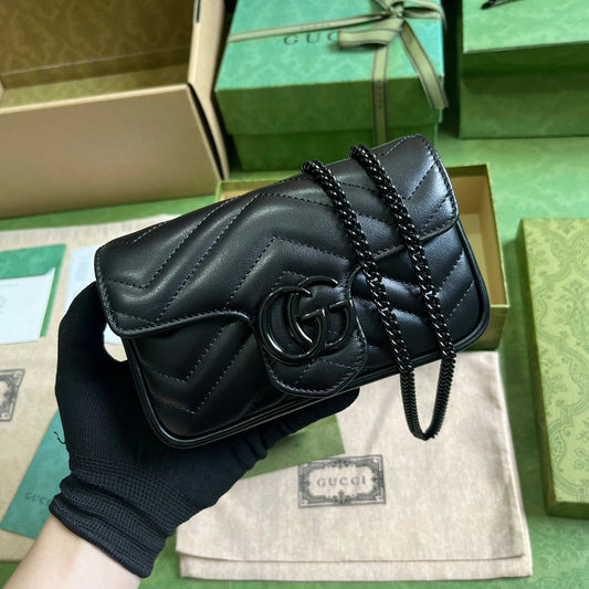 luxury  GG Marmont Belt Bag In Black 476433 Size 16.5x10x4.4 cm