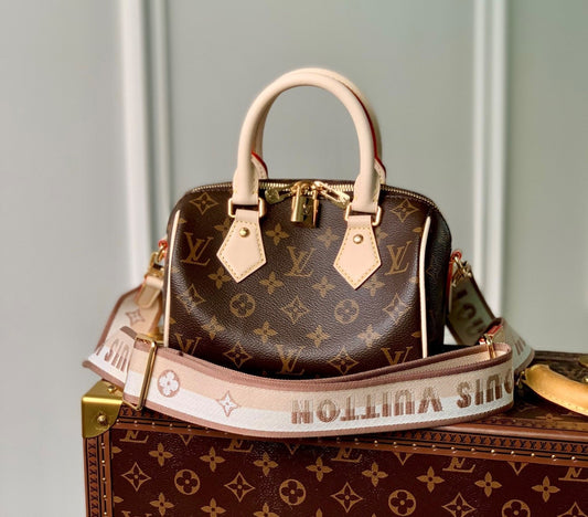Luxury Speedy Bandouli¨¨re 20 Monogram Beige Strap - 20.5 x 13.5 x 12.0 cm
