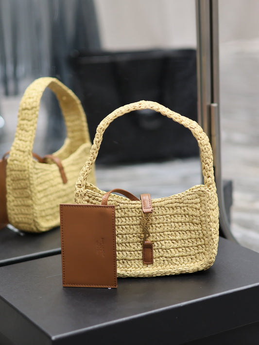 luxury Le 5 ¨¤ 7 Mini In Raffia Beige - 19 X 11.5 X 4.5 CM