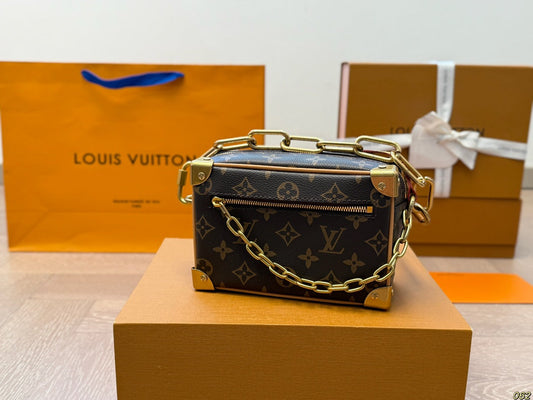 Luxury Soft Trunk Box Bag Satchel 18x12cm