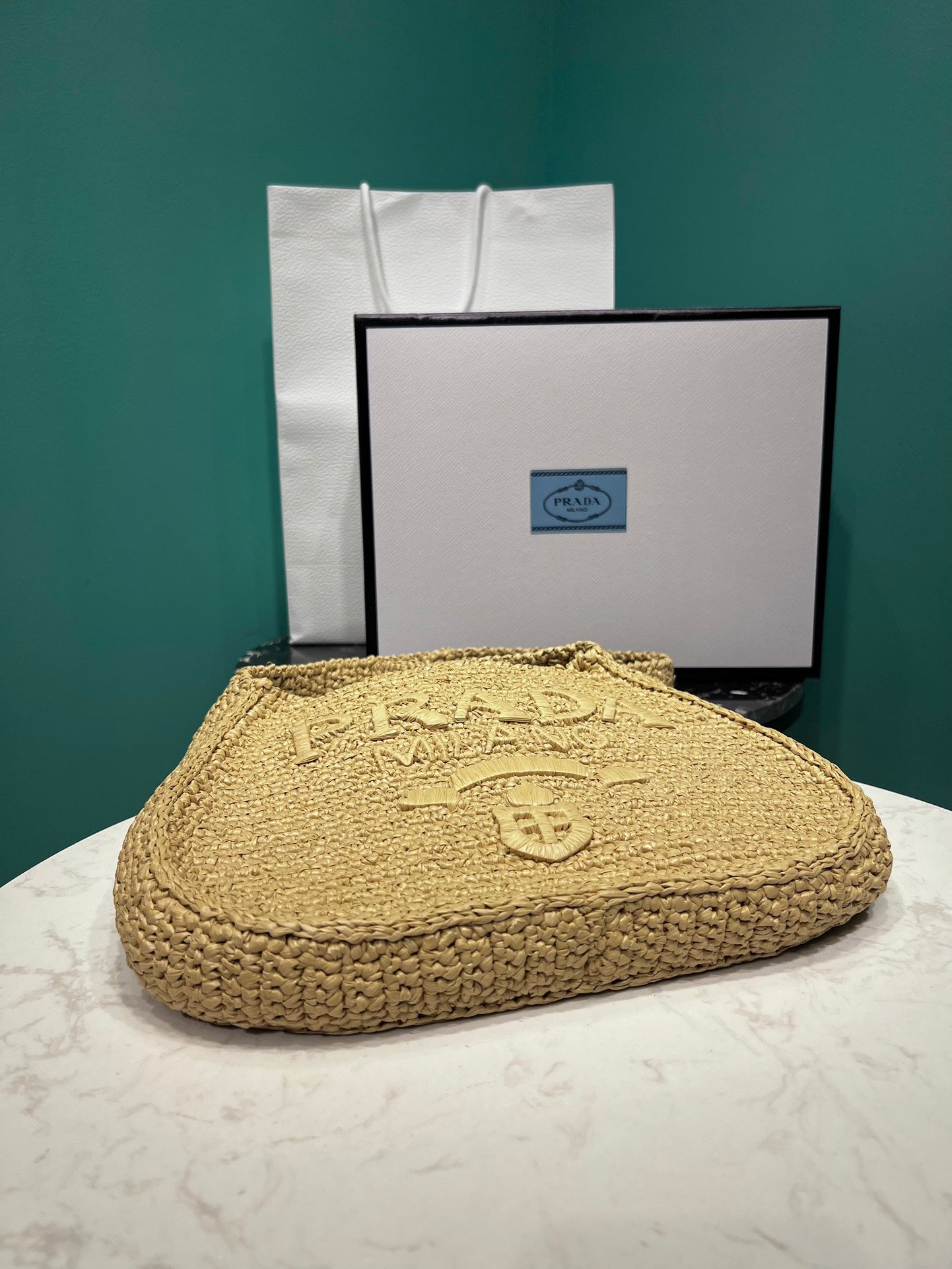 luxury Raffia Round Tote - 30x24x4.5cm