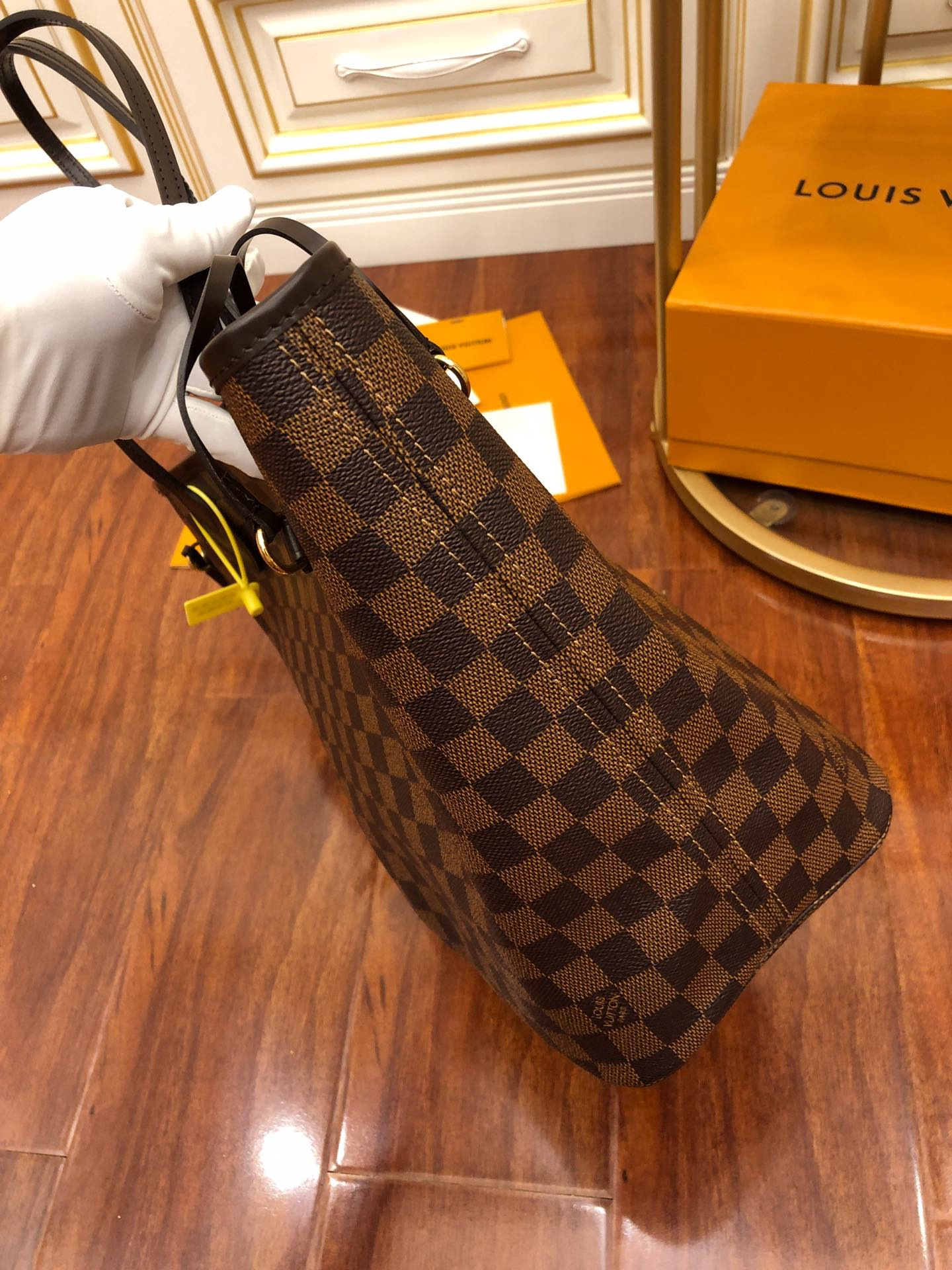 Luxury Ebene Monogram Leather Bag