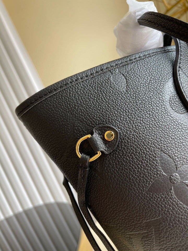 Luxury NEVERFULL MM TOTE BAG
