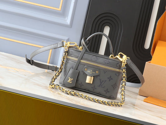 Luxury Vanity Chain Pouch Shoulder Bag 19¡Á11.5¡Á6.5cm