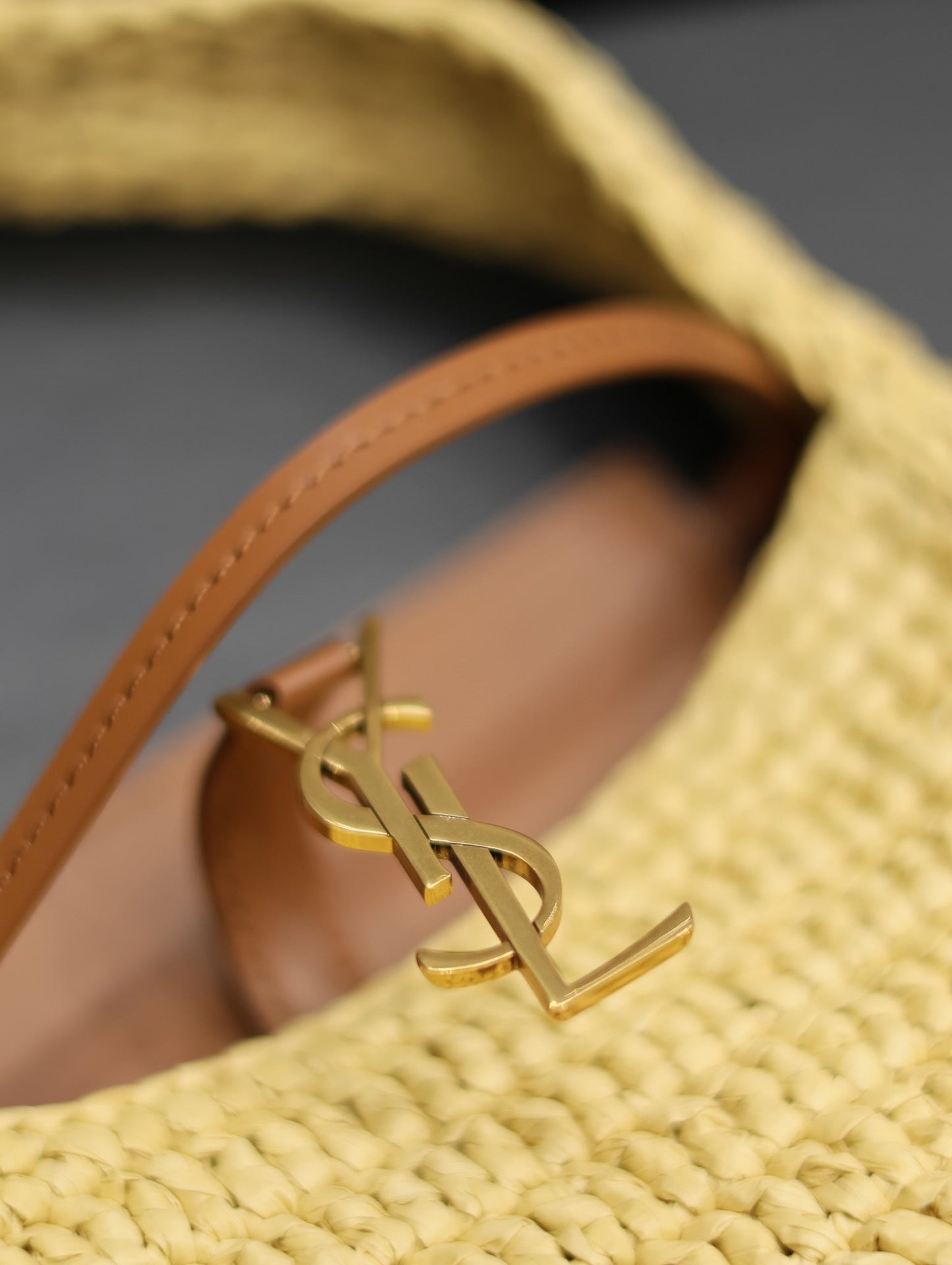 luxury Le 5 ¨¤ 7 Mini In Raffia Beige - 19 X 11.5 X 4.5 CM