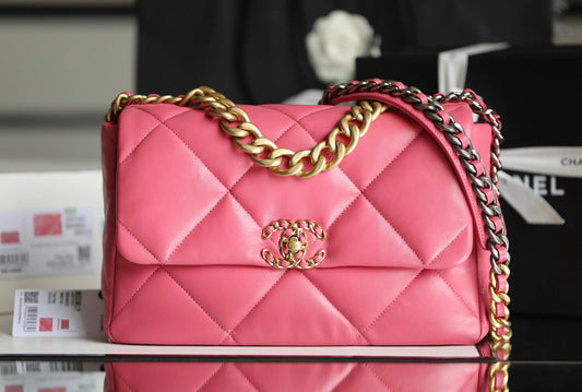 luxury 19 Flap Bag Medium Pink - 30cm