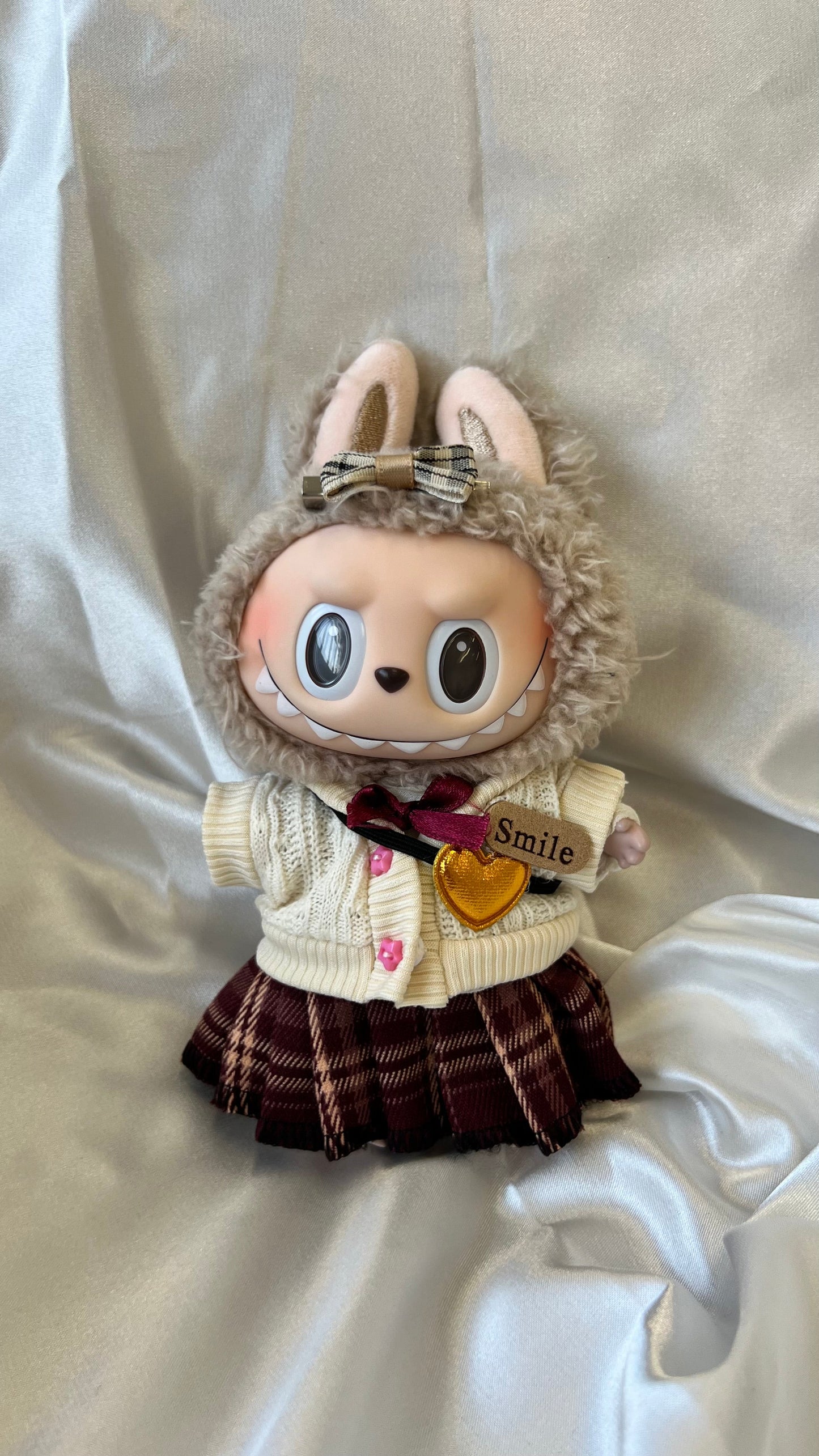 Labubu School Preppy Set - Cream Knit Cardigan & Plaid Skirt with Bow (17cm)