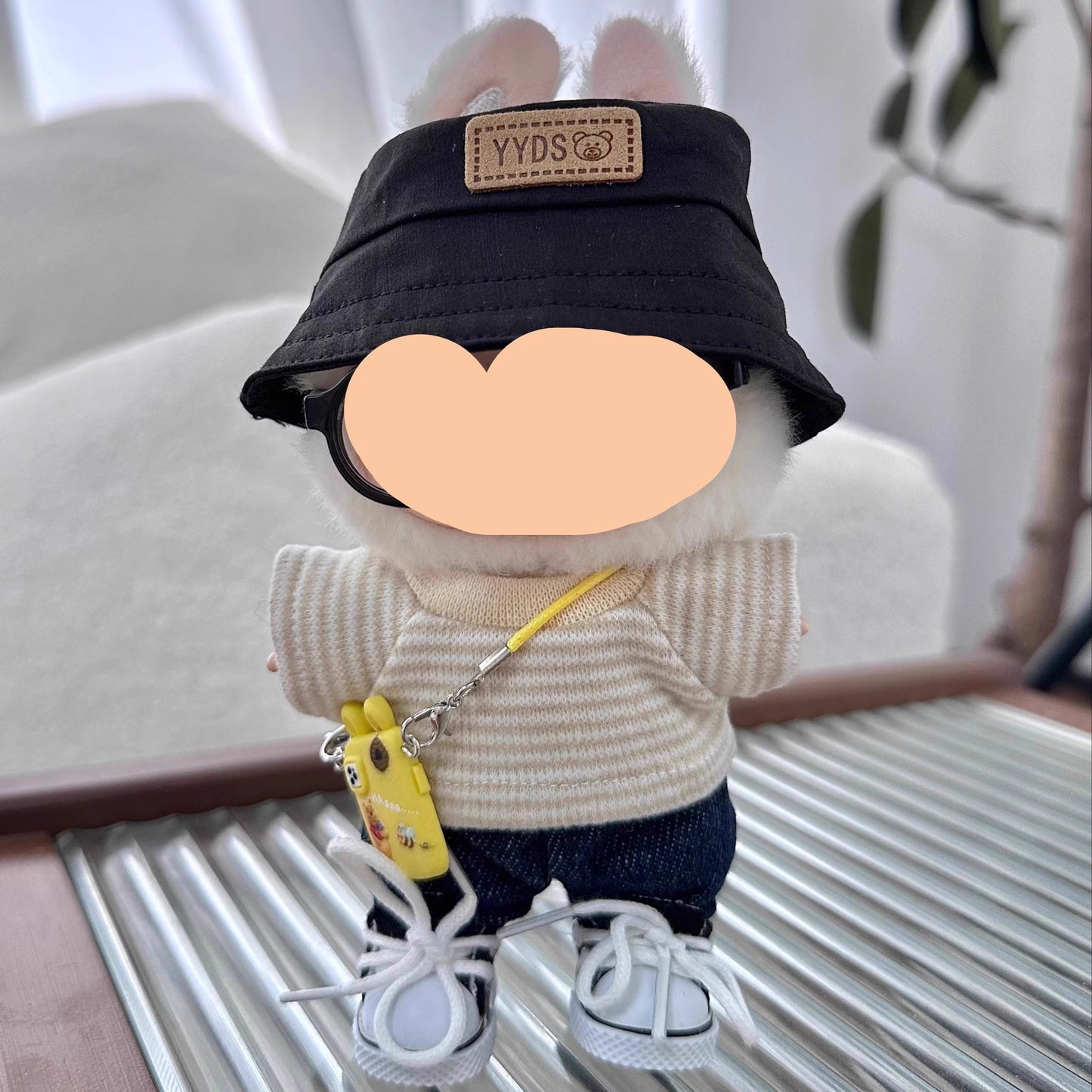 Spring Labubo Outfits Beige Shirt + Jeans Accessories Fashion Labubo Outfit Keychain Labubo Clothing