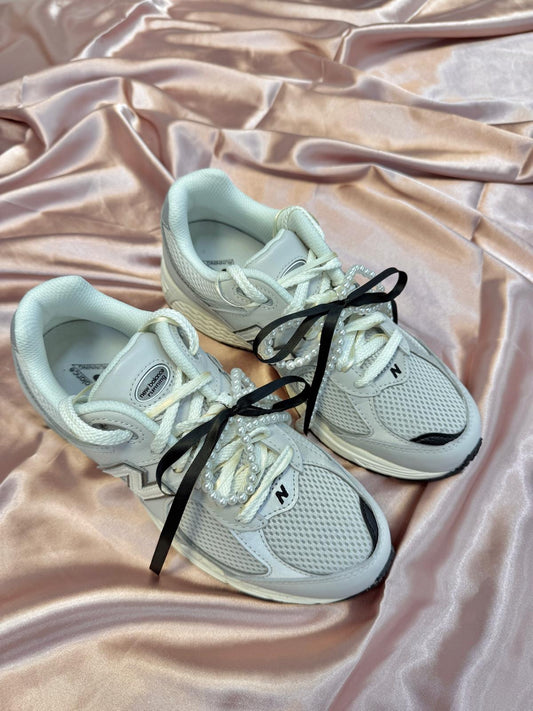 Set de zapatillas de romance de perlas
