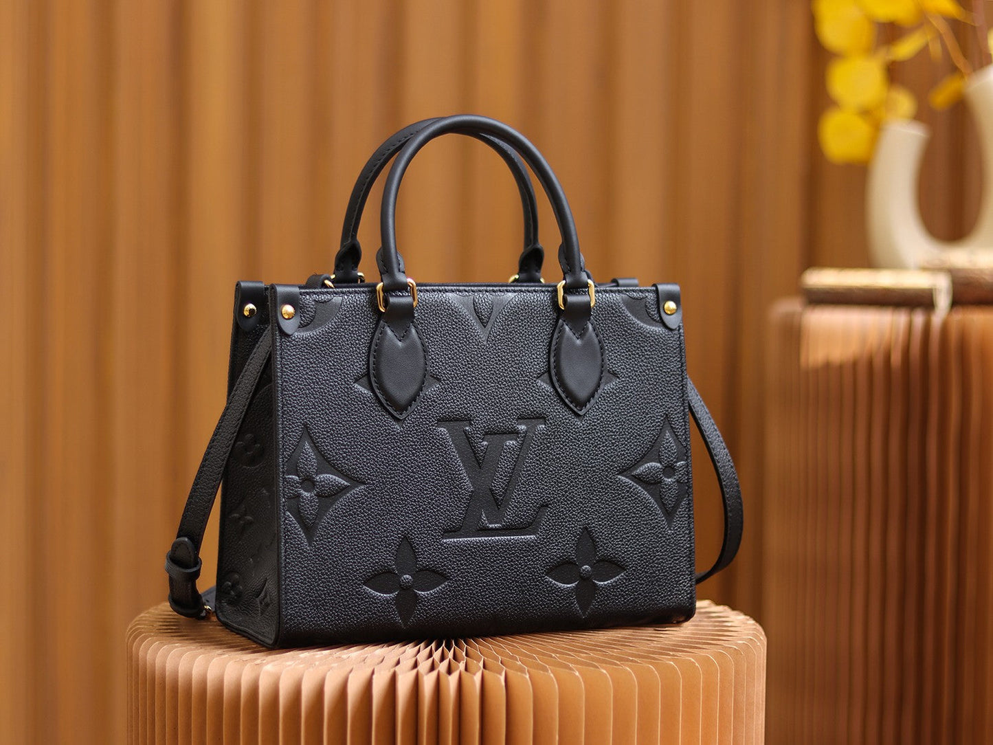 Luxury Ebene Monogram Leather Bag