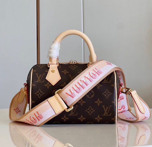 Luxury Speedy Bandouli¨¨re 20 Monogram Pink Strap - 20.5 x 13.5 x 12.0 cm