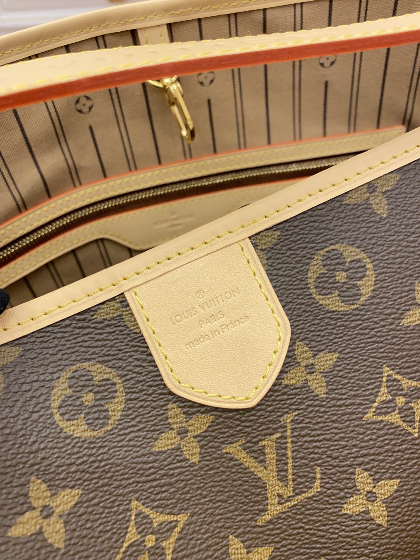 Luxury Graceful Leather Bag