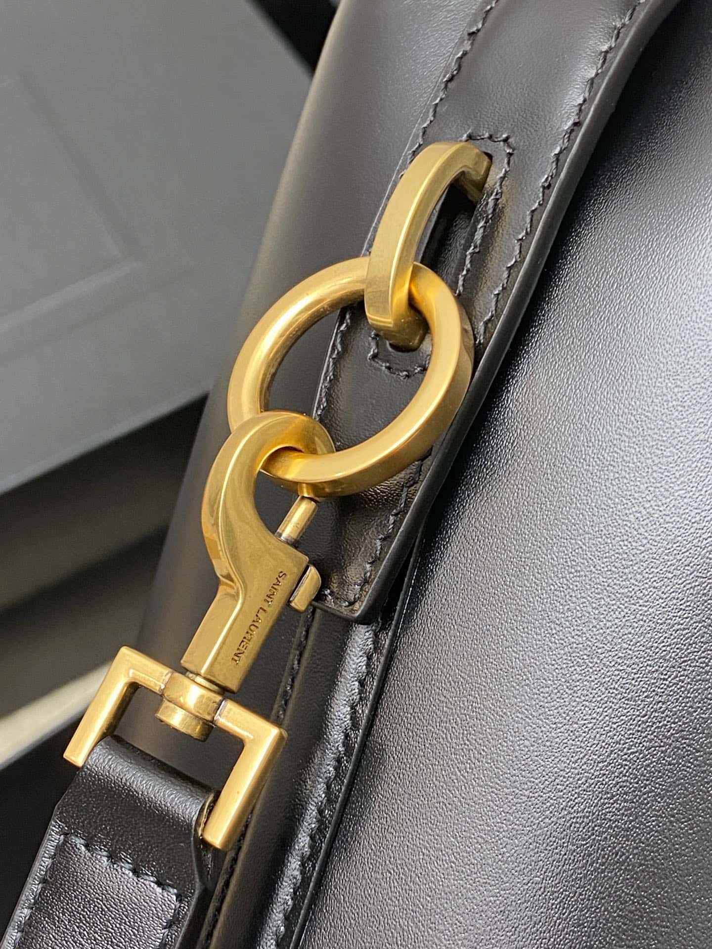 Luxury NEW WAVE MULTI-POCHETTE Handbag
