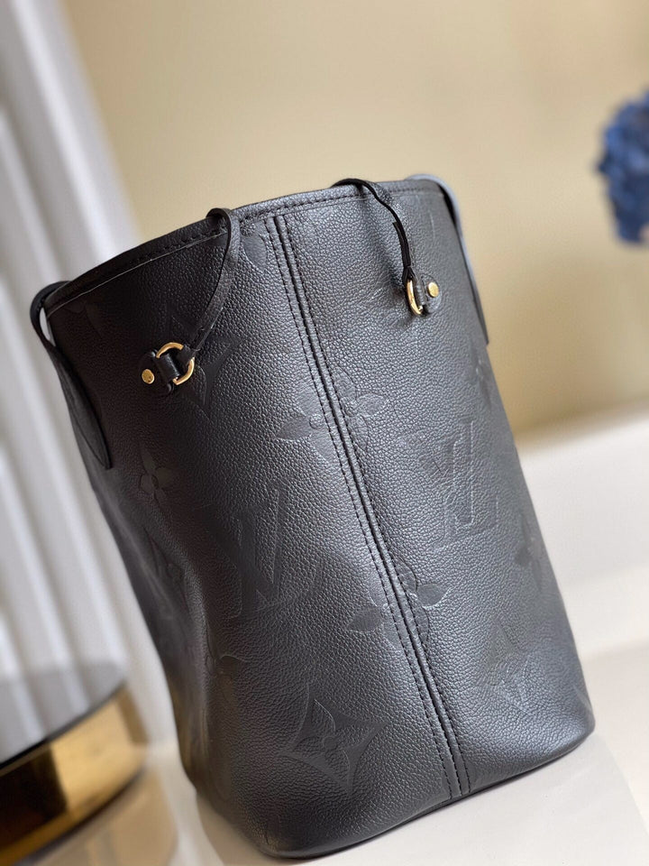 Luxury NEVERFULL MM TOTE BAG