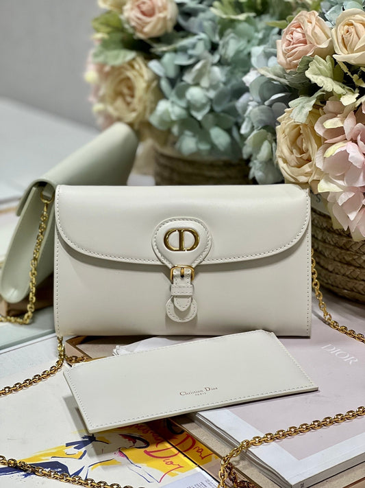 luxury Bobby Wallet on Chain East West White - 21.5¡Á12¡Á4cm