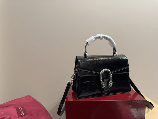 luxury Glossy Black Handbag Crossbody 24x17cm
