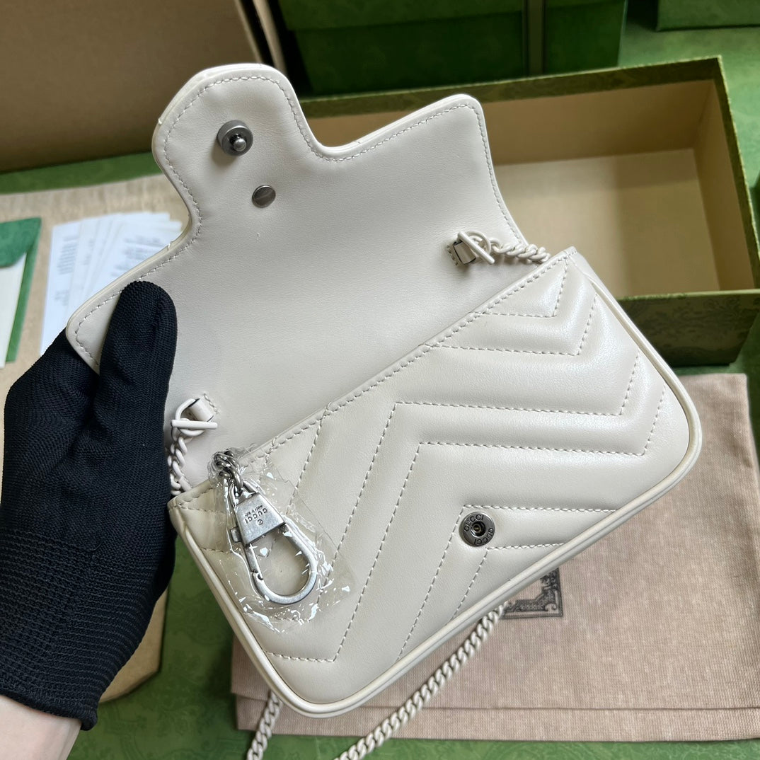 luxury  GG Marmont Belt Bag In White 476433 Size 16.5x10x4.4 cm